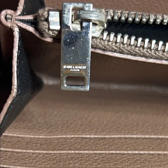 Auth Yves Saint Laurent YSL Zip Around Wallet - Picture 15 of 16